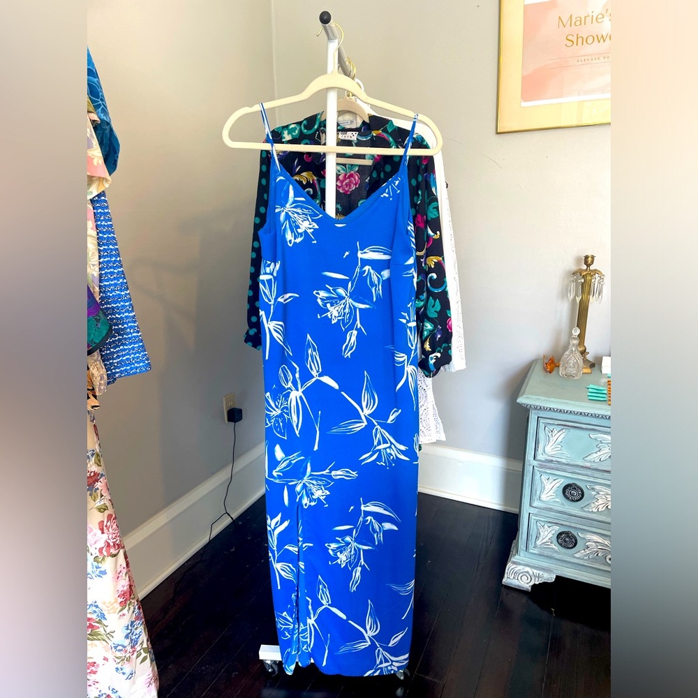 C & E Maxi Dress Floral Size M